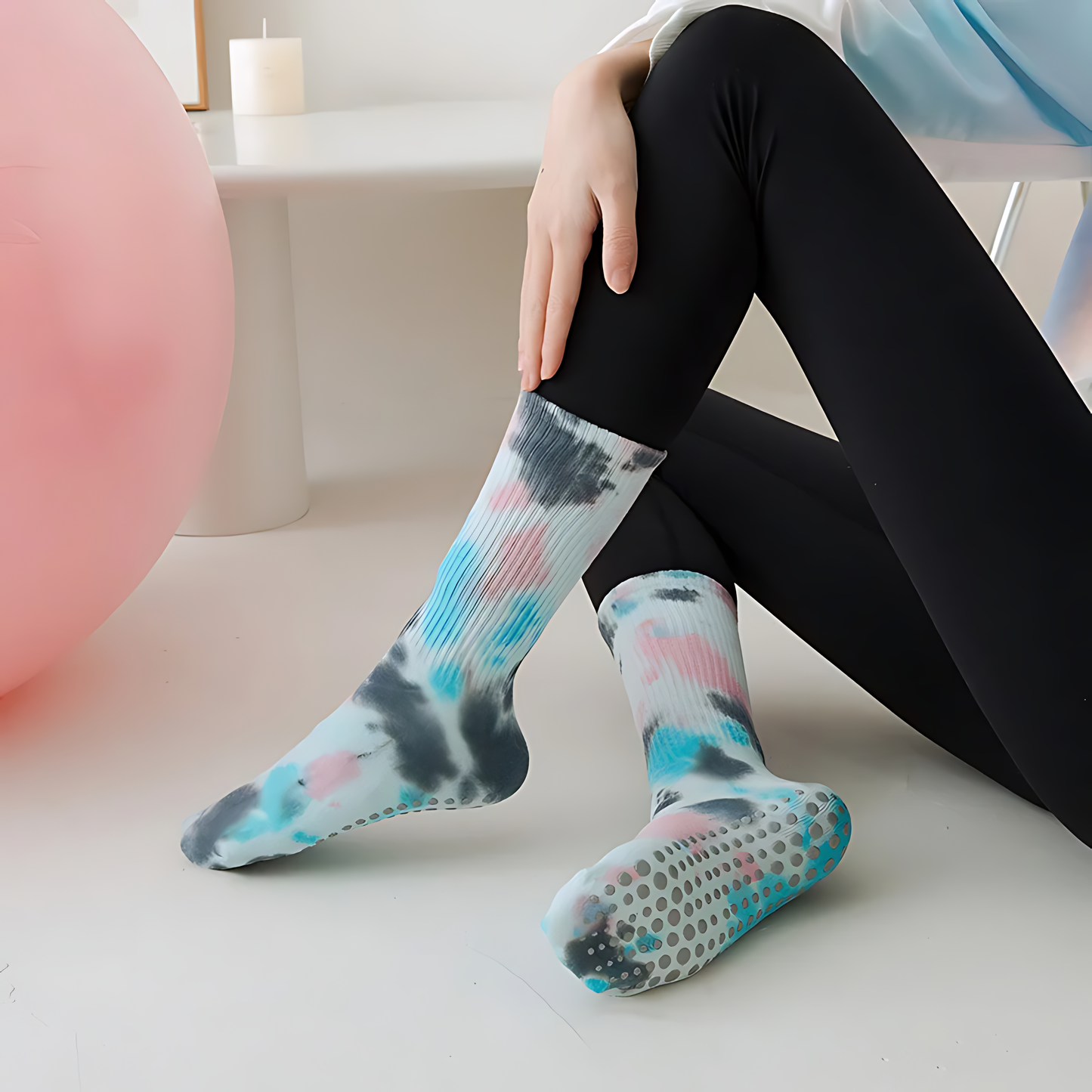 LuxLucere™ - Cheerful Anti-Slip Active Tie-Dyed Socks